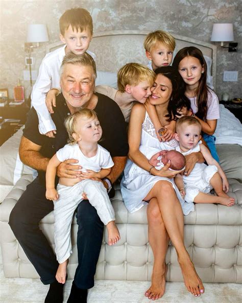 alec baldwin personal life.